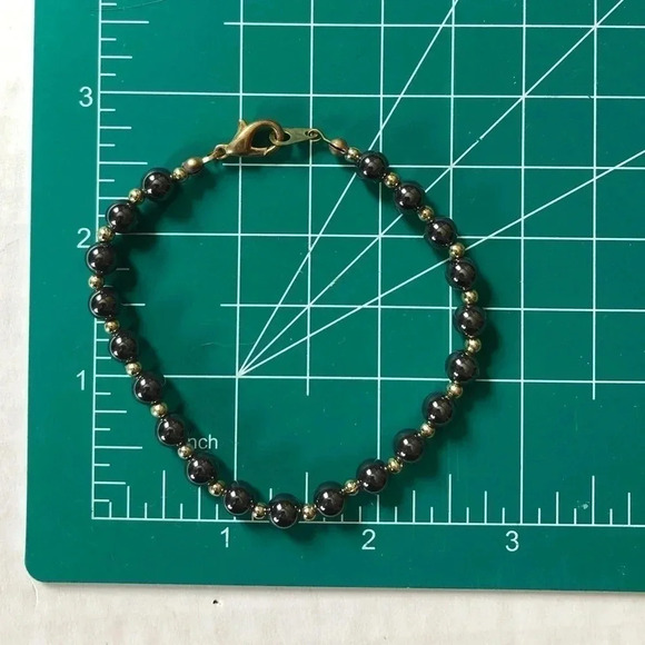 Vintage Metallic Beaded Bracelet - Picture 6 of 10
